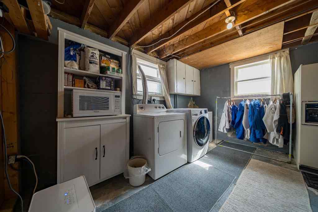 MLS® A2255883 - 316 2 Street SE in NONE Redcliff, Residential