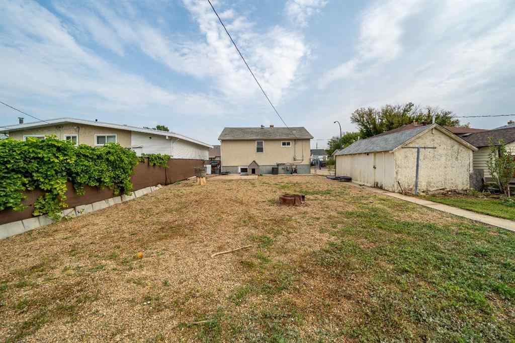 MLS® A2255883 - 316 2 Street SE in NONE Redcliff, Residential