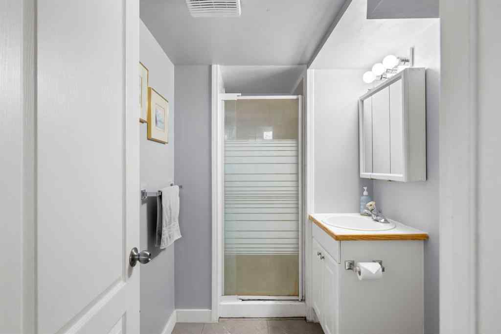 MLS® A2255885 - 606 Downey Place  in Downey Ridge Okotoks, Residential