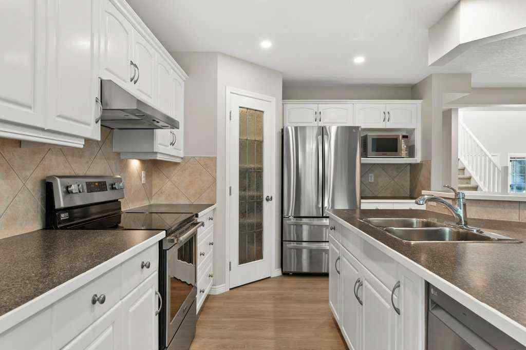 MLS® A2255886 - 48 Panamount Crescent NW in Panorama Hills Calgary, Residential
