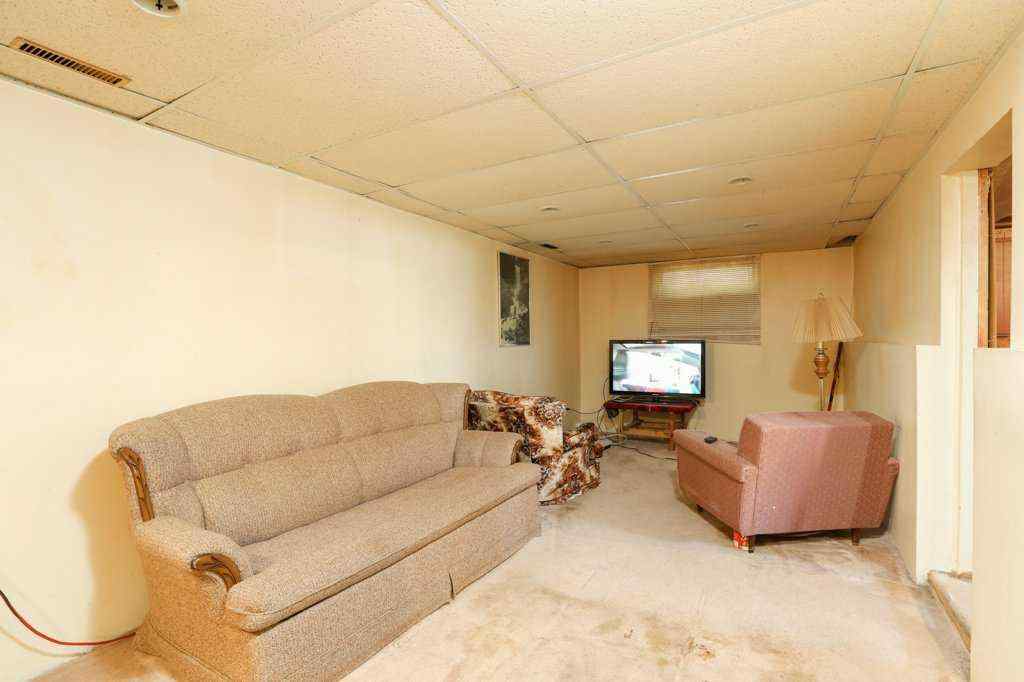 MLS® A2255889 - 1120 11 Street S in Fleetwood Lethbridge, Residential
