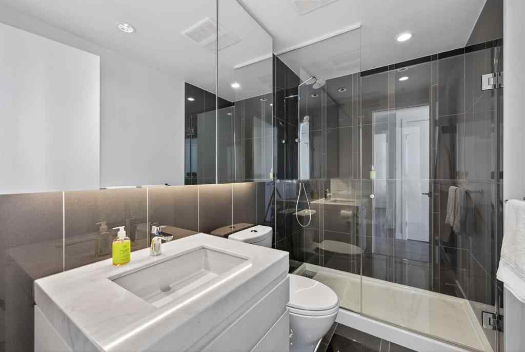 MLS® A2255892 - Unit #2405 310 12 Avenue SW in Beltline Calgary, Residential
