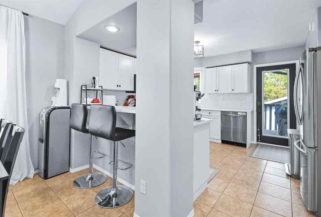 MLS® A2255893 - 149 Lanterman Close  in Lonsdale Red Deer, Residential