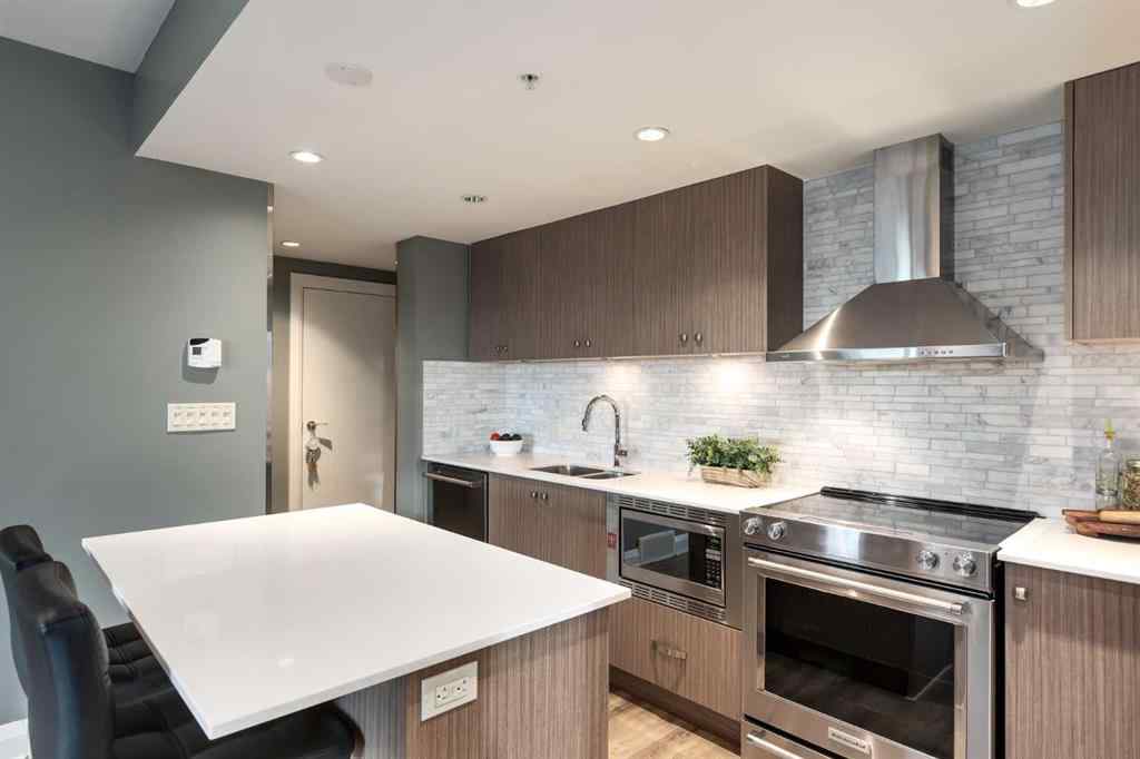 MLS® A2255897 - Unit #2208 930 6 Avenue SW in Downtown Commercial Core Calgary, Residential