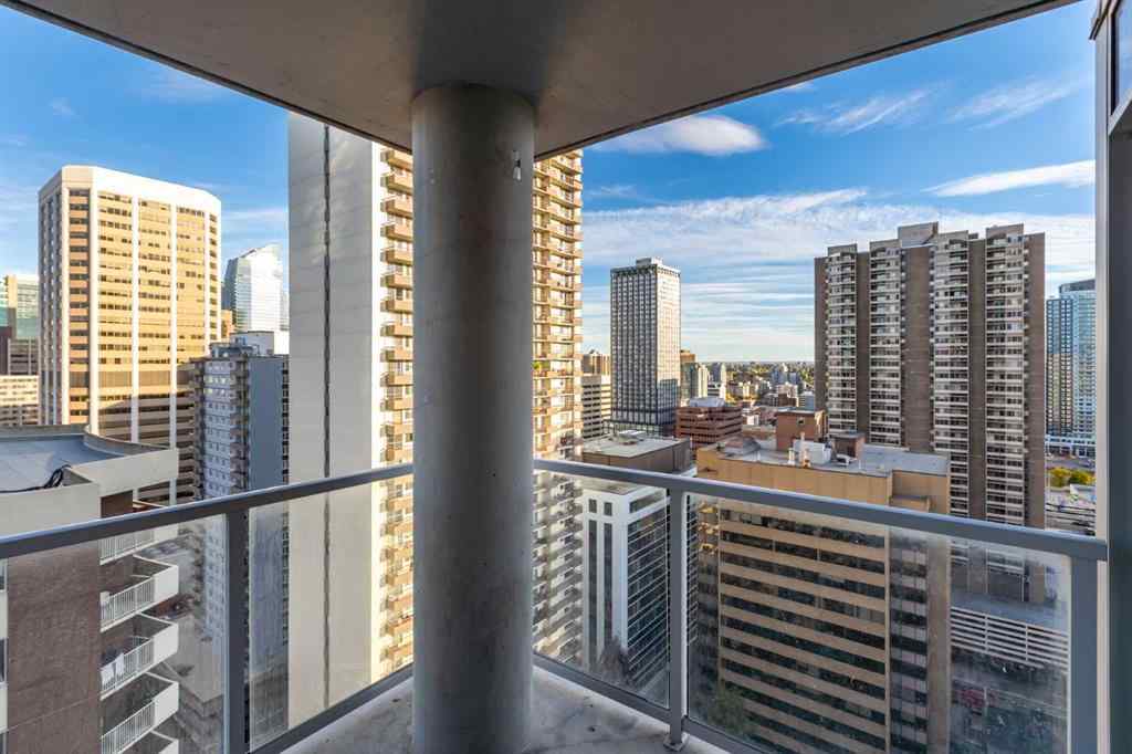 MLS® A2255897 - Unit #2208 930 6 Avenue SW in Downtown Commercial Core Calgary, Residential