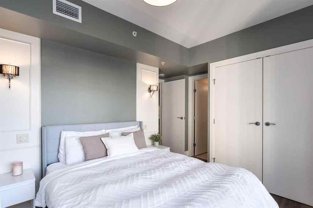 MLS® A2255897 - Unit #2208 930 6 Avenue SW in Downtown Commercial Core Calgary, Residential