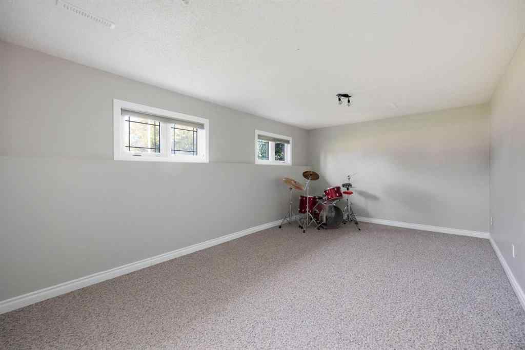 MLS® A2255898 - 3 MAY Crescent  in Downtown Fort McMurray, Residential