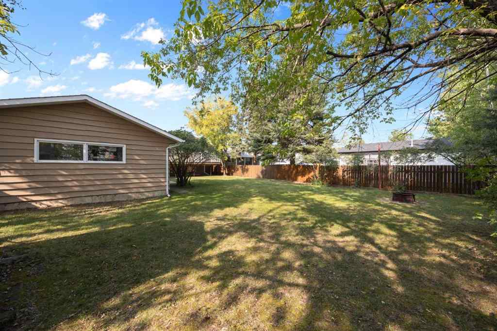 MLS® A2255898 - 3 MAY Crescent  in Downtown Fort McMurray, Residential