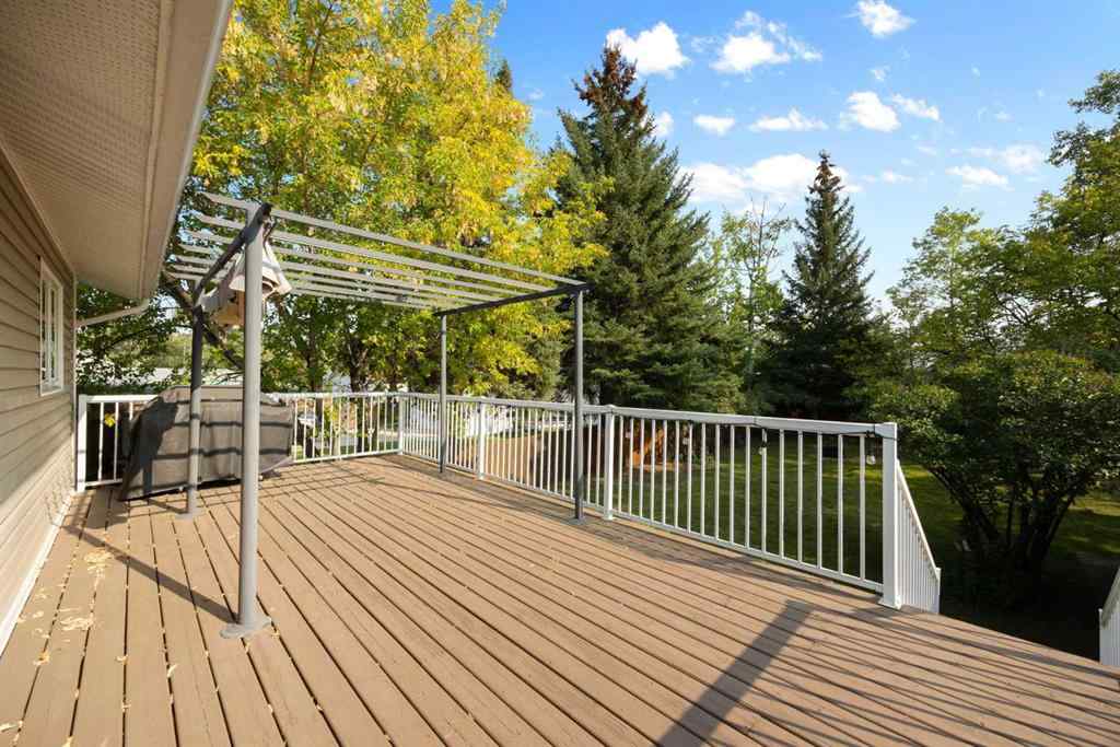MLS® A2255898 - 3 MAY Crescent  in Downtown Fort McMurray, Residential