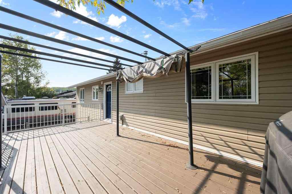 MLS® A2255898 - 3 MAY Crescent  in Downtown Fort McMurray, Residential