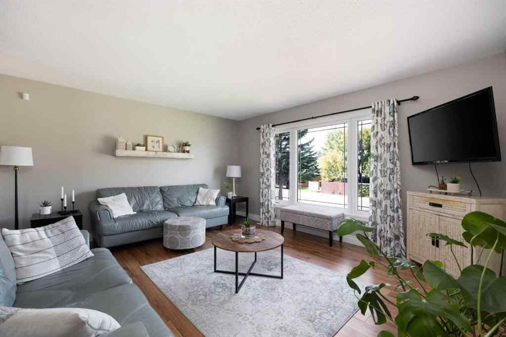MLS® A2255898 - 3 MAY Crescent  in Downtown Fort McMurray, Residential