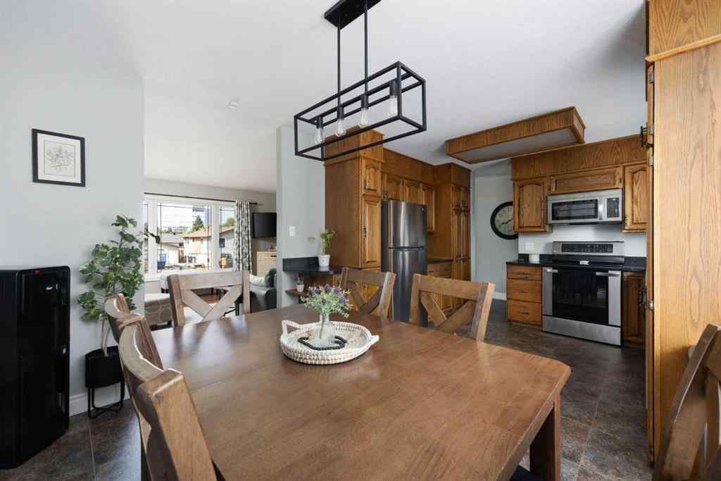 MLS® A2255898 - 3 MAY Crescent  in Downtown Fort McMurray, Residential