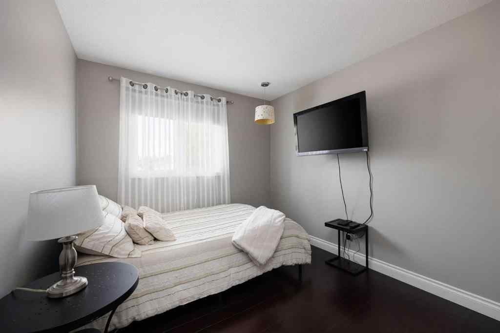 MLS® A2255898 - 3 MAY Crescent  in Downtown Fort McMurray, Residential