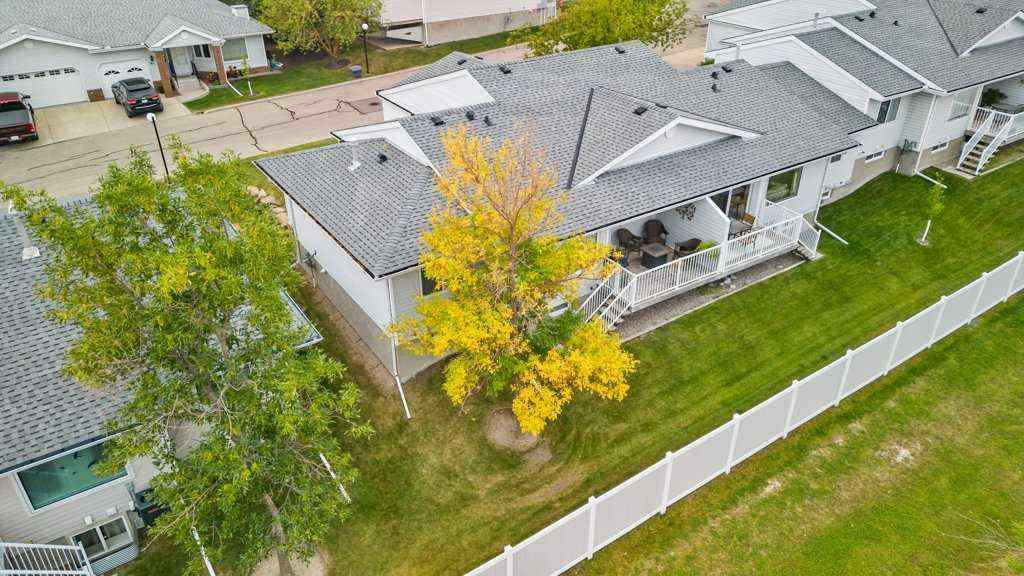 MLS® A2255899 - 83 Macewan Park Heights NW in MacEwan Glen Calgary, Residential