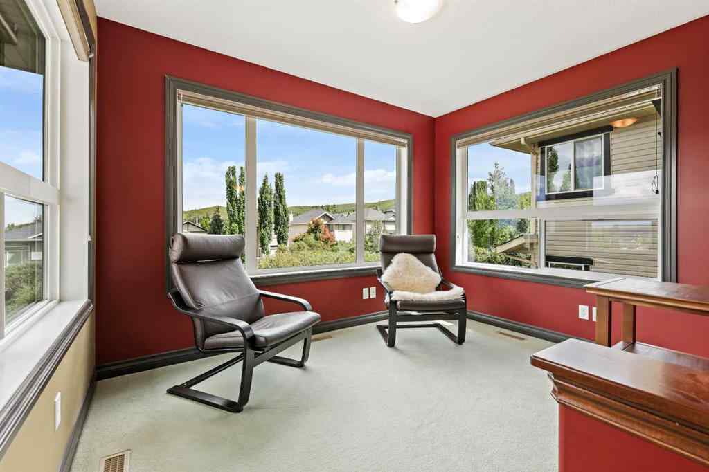 MLS® A2255901 - 66 Crestbrook Hill SW in Crestmont Calgary, Residential