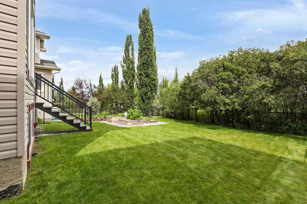 MLS® A2255901 - 66 Crestbrook Hill SW in Crestmont Calgary, Residential