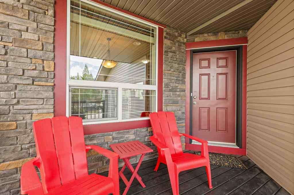MLS® A2255901 - 66 Crestbrook Hill SW in Crestmont Calgary, Residential