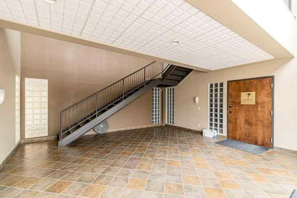 MLS® A2255903 - Unit #102 10820 24 Street SE in Shepard Industrial Calgary, Commercial