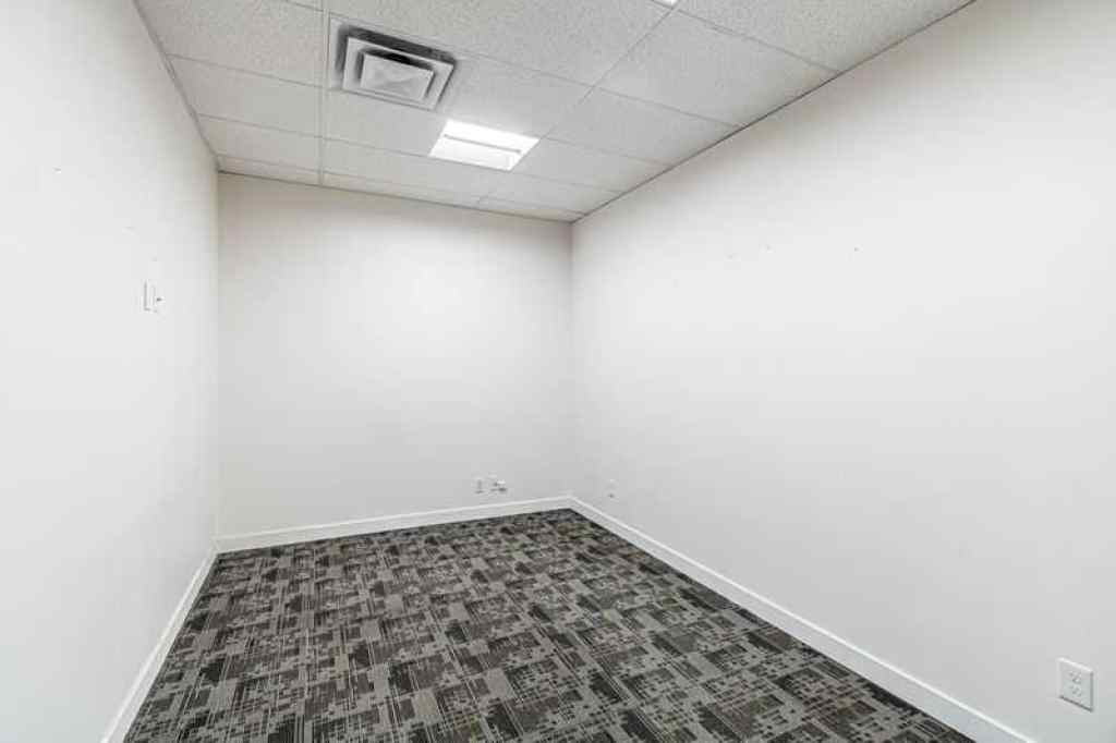 MLS® A2255903 - Unit #102 10820 24 Street SE in Shepard Industrial Calgary, Commercial