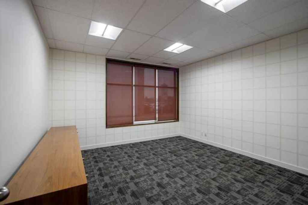 MLS® A2255903 - Unit #102 10820 24 Street SE in Shepard Industrial Calgary, Commercial