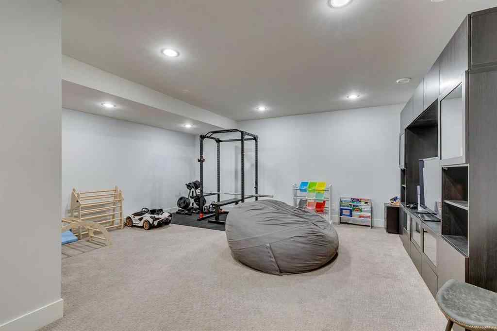 MLS® A2255904 - 522 37 Street NW in Parkdale Calgary, Residential
