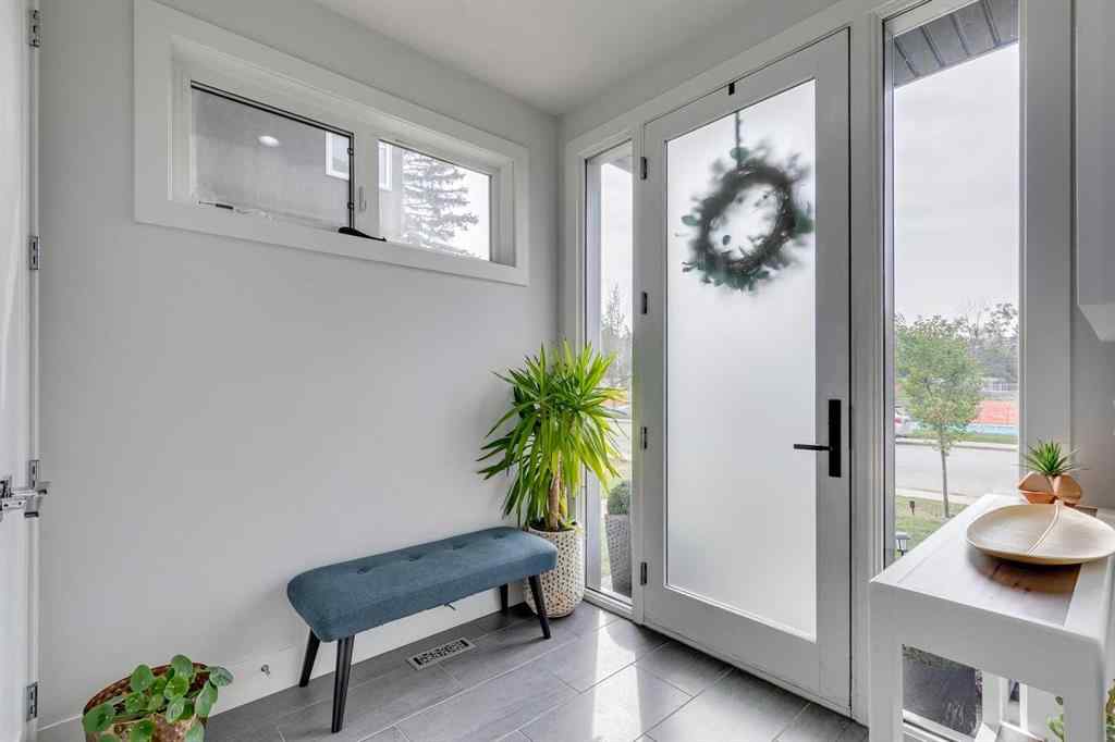 MLS® A2255904 - 522 37 Street NW in Parkdale Calgary, Residential