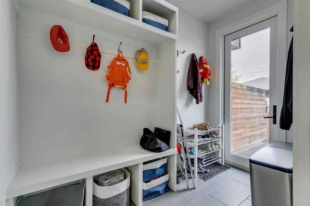 MLS® A2255904 - 522 37 Street NW in Parkdale Calgary, Residential