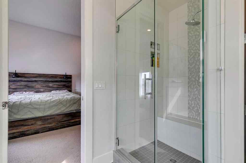 MLS® A2255904 - 522 37 Street NW in Parkdale Calgary, Residential