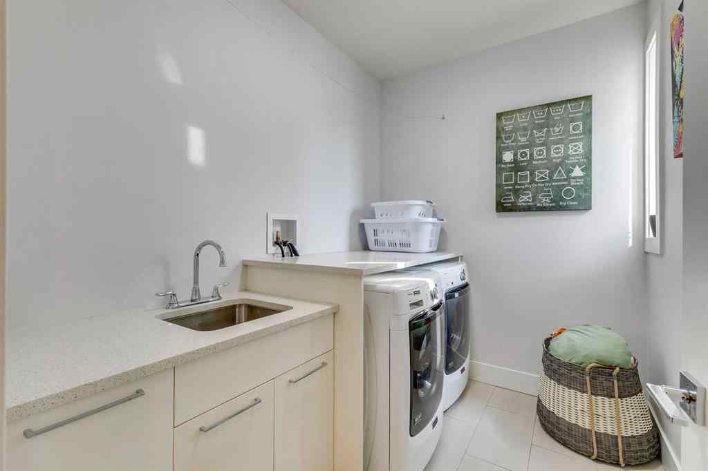 MLS® A2255904 - 522 37 Street NW in Parkdale Calgary, Residential