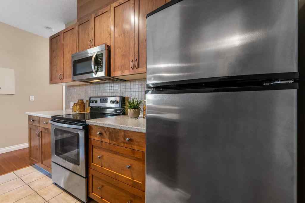 MLS® A2255907 - Unit #3405 24 Hemlock Crescent SW in Spruce Cliff Calgary, Residential