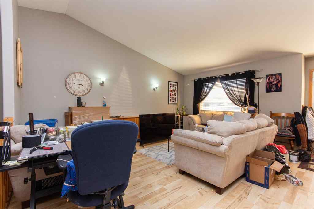 MLS® A2255908 - 152 Kentwood Drive  in Kentwood East Red Deer, Residential