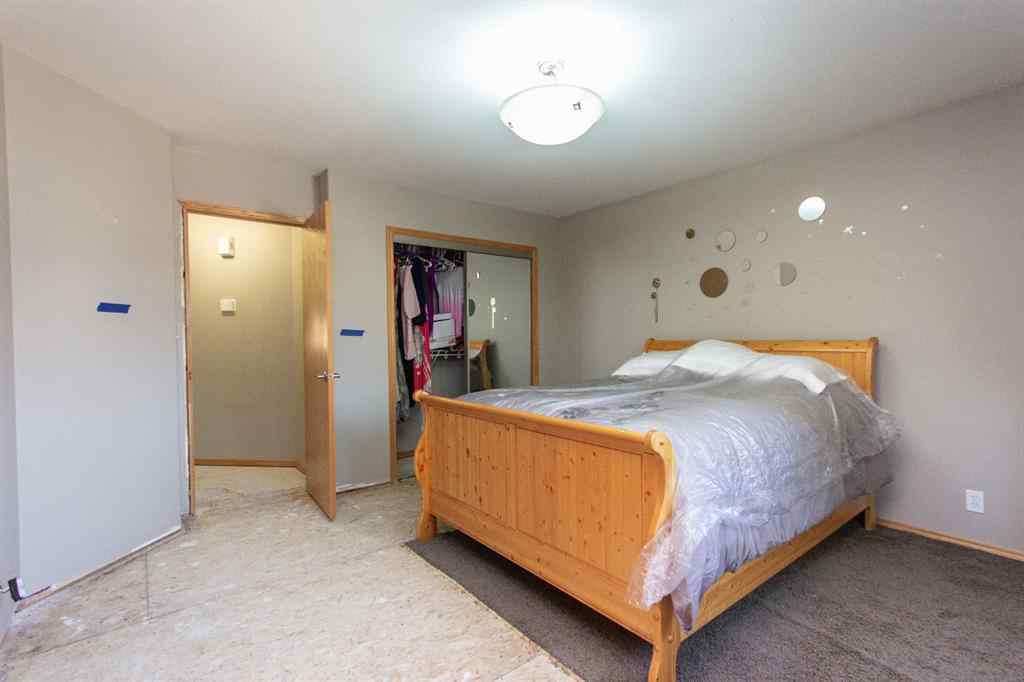 MLS® A2255908 - 152 Kentwood Drive  in Kentwood East Red Deer, Residential