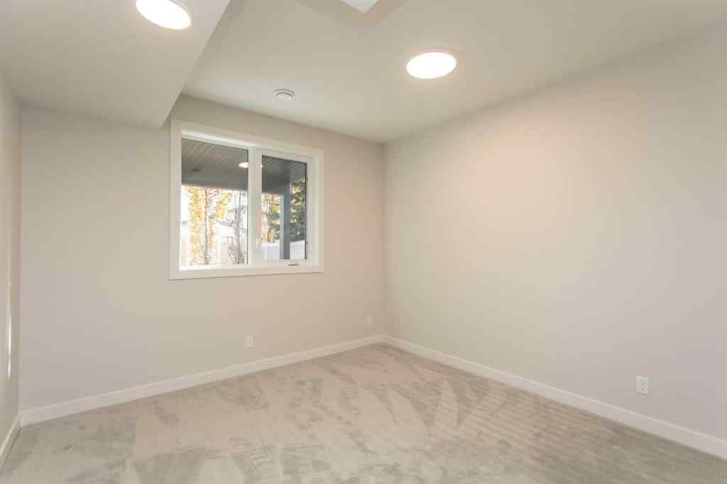 MLS® A2255911 - Unit #102 5300 60 Street  in Westpine Estates Sylvan Lake, Residential