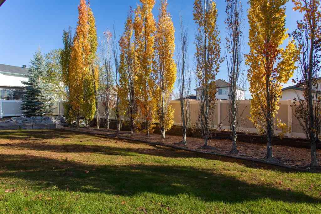 MLS® A2255911 - Unit #102 5300 60 Street  in Westpine Estates Sylvan Lake, Residential