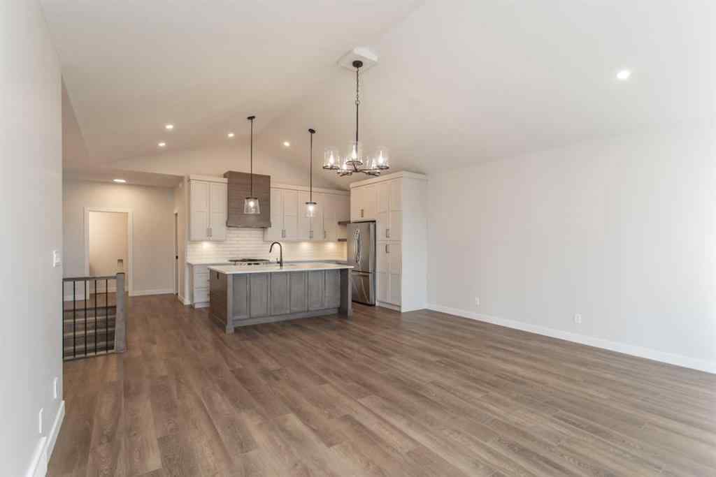 MLS® A2255911 - Unit #102 5300 60 Street  in Westpine Estates Sylvan Lake, Residential