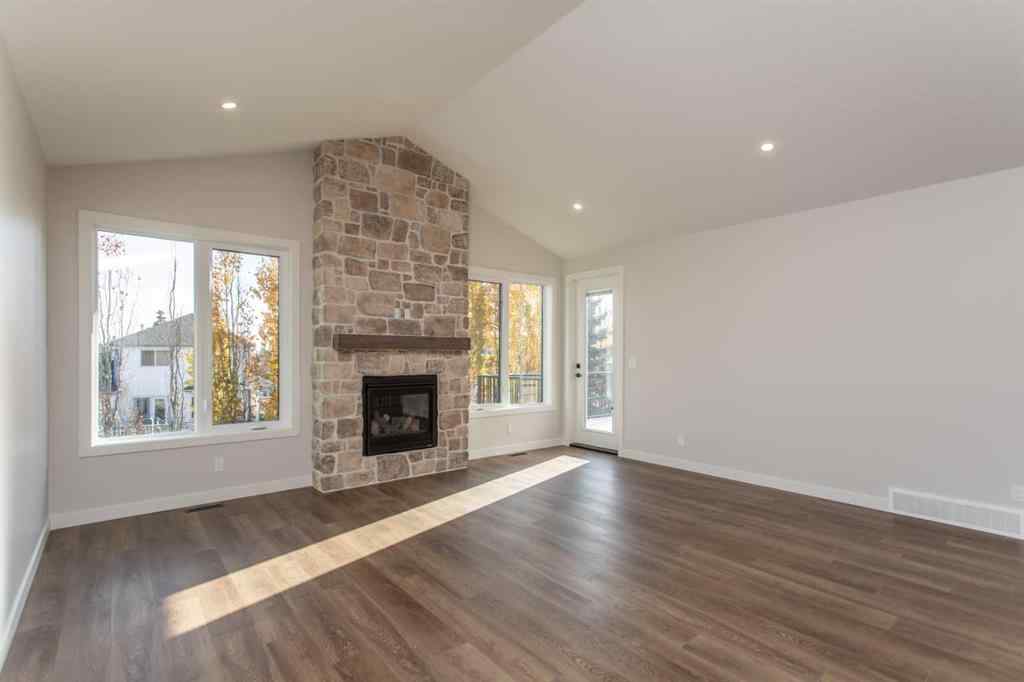 MLS® A2255911 - Unit #102 5300 60 Street  in Westpine Estates Sylvan Lake, Residential