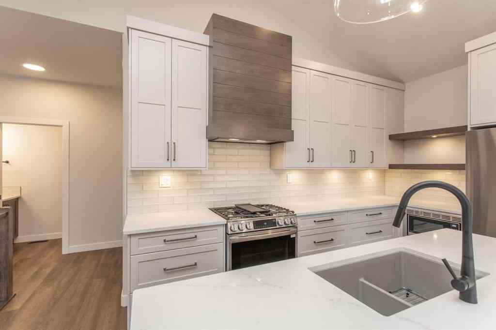 MLS® A2255911 - Unit #102 5300 60 Street  in Westpine Estates Sylvan Lake, Residential