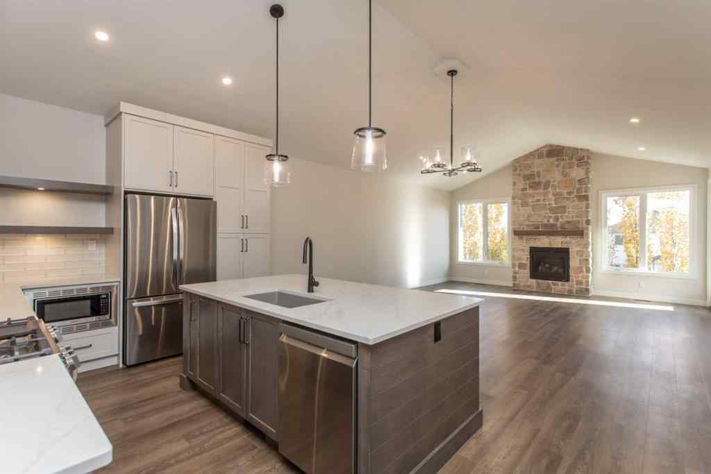 MLS® A2255911 - Unit #102 5300 60 Street  in Westpine Estates Sylvan Lake, Residential