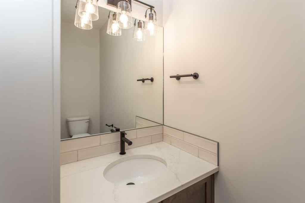 MLS® A2255911 - Unit #102 5300 60 Street  in Westpine Estates Sylvan Lake, Residential