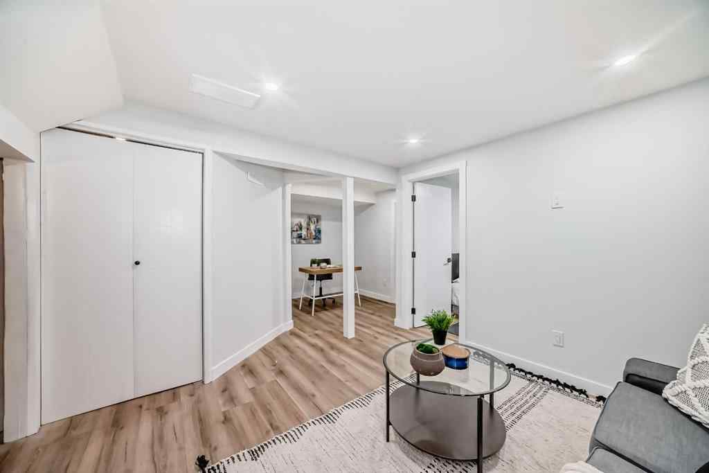 MLS® A2255912 - Unit #404 544 Blackthorn Road NE in Thorncliffe Calgary, Residential
