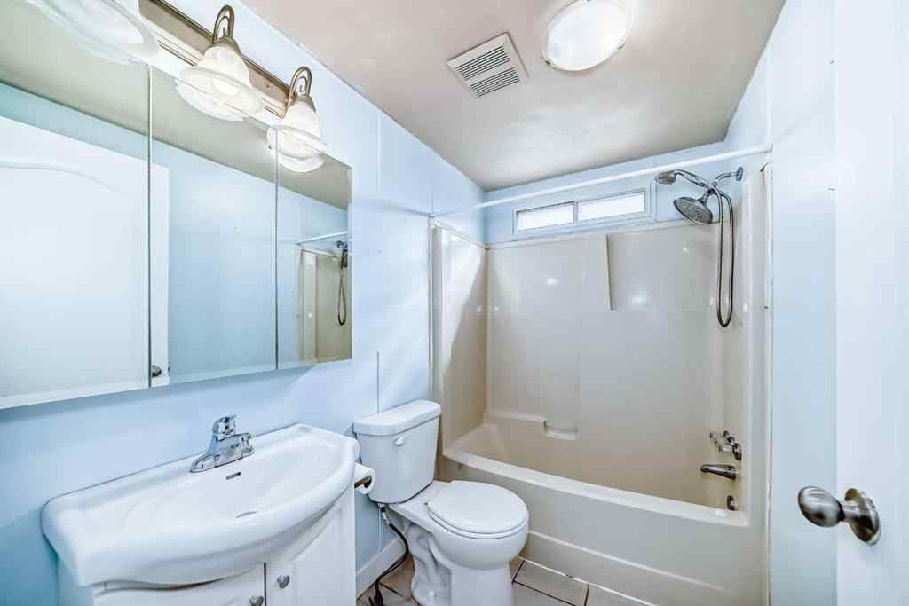 MLS® A2255913 - 842 Briarwood Road  in Brentwood_Strathmore Strathmore, Residential