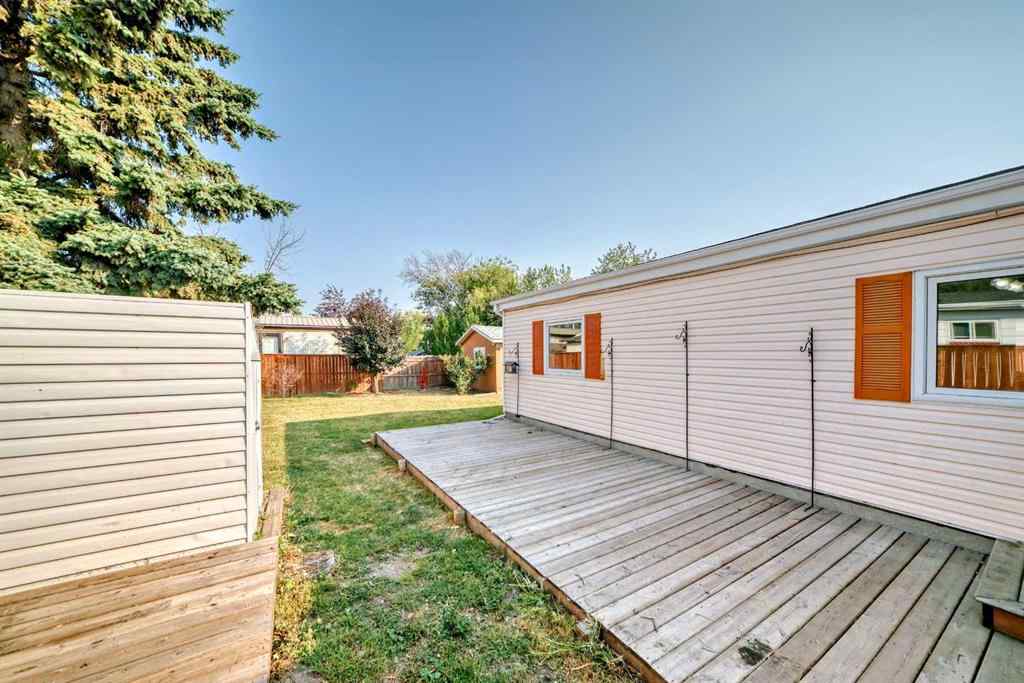 MLS® A2255913 - 842 Briarwood Road  in Brentwood_Strathmore Strathmore, Residential