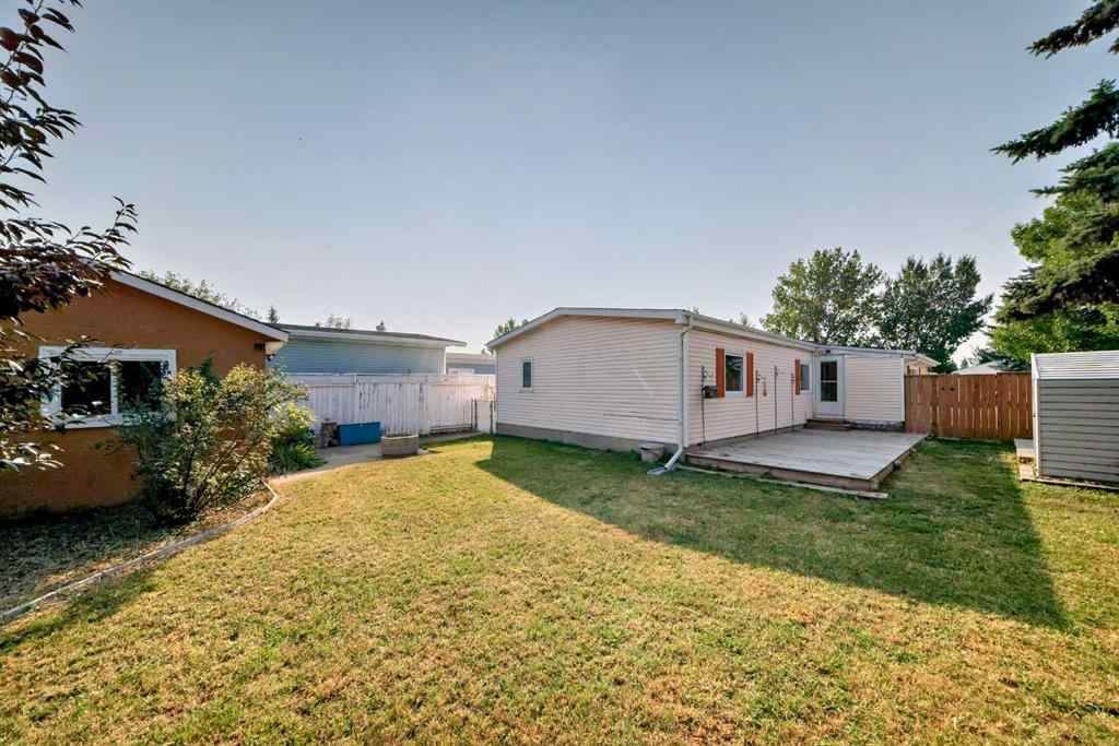 MLS® A2255913 - 842 Briarwood Road  in Brentwood_Strathmore Strathmore, Residential