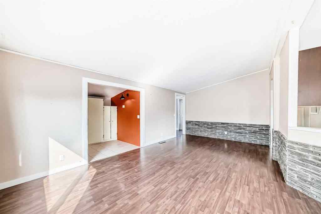 MLS® A2255913 - 842 Briarwood Road  in Brentwood_Strathmore Strathmore, Residential