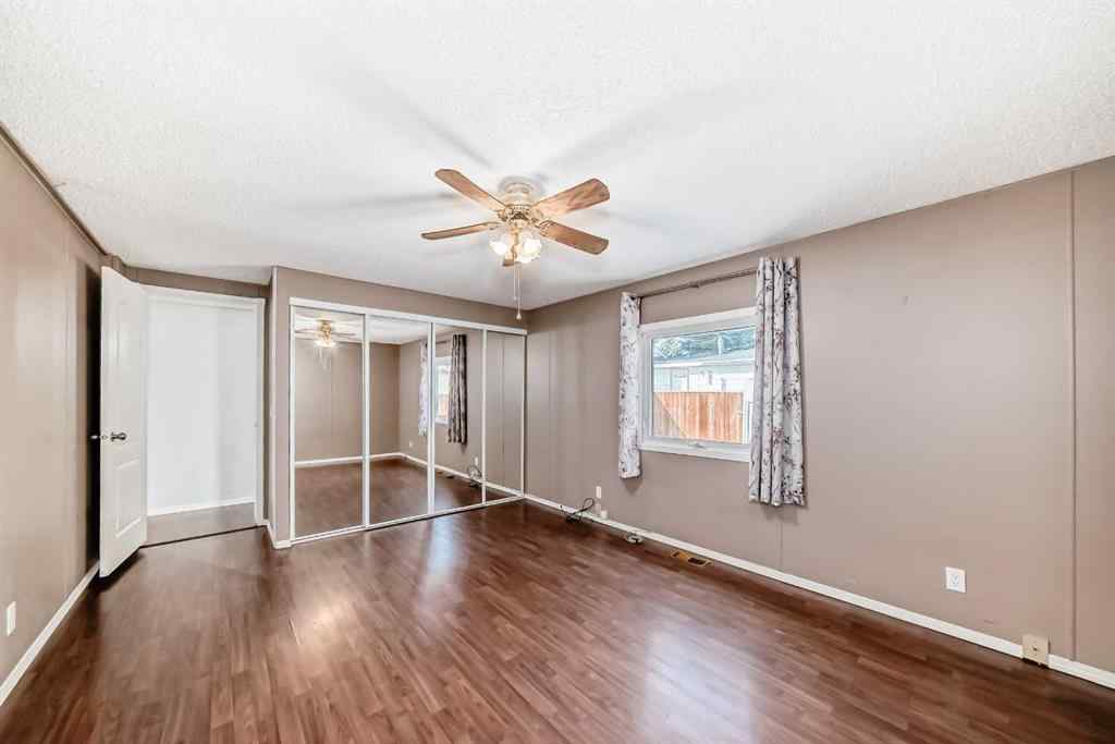 MLS® A2255913 - 842 Briarwood Road  in Brentwood_Strathmore Strathmore, Residential