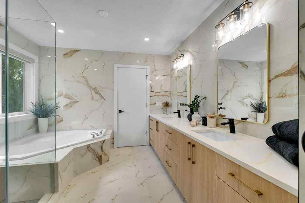 MLS® A2255918 - 18 Valley Crest Close NW in Valley Ridge Calgary, Residential