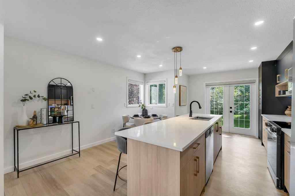 MLS® A2255918 - 18 Valley Crest Close NW in Valley Ridge Calgary, Residential
