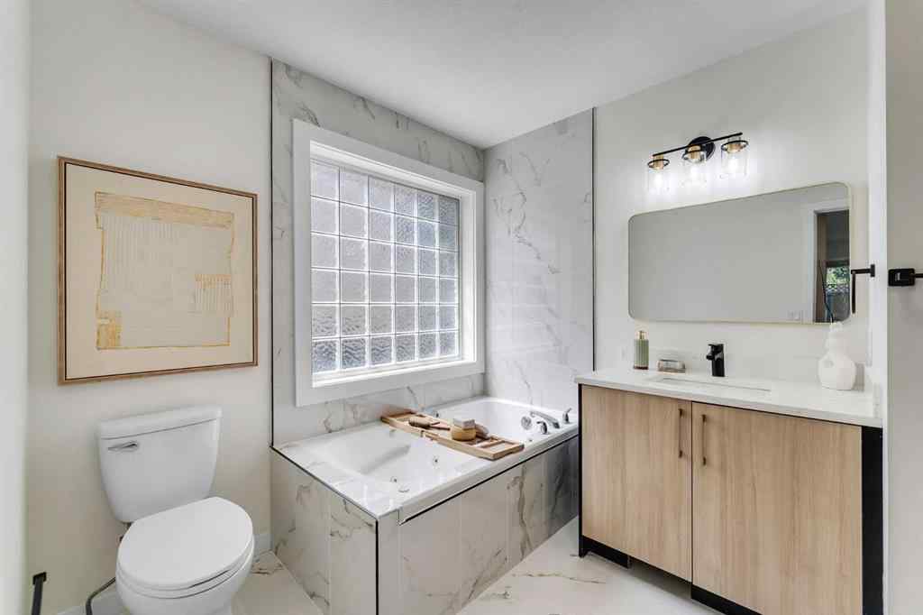 MLS® A2255918 - 18 Valley Crest Close NW in Valley Ridge Calgary, Residential