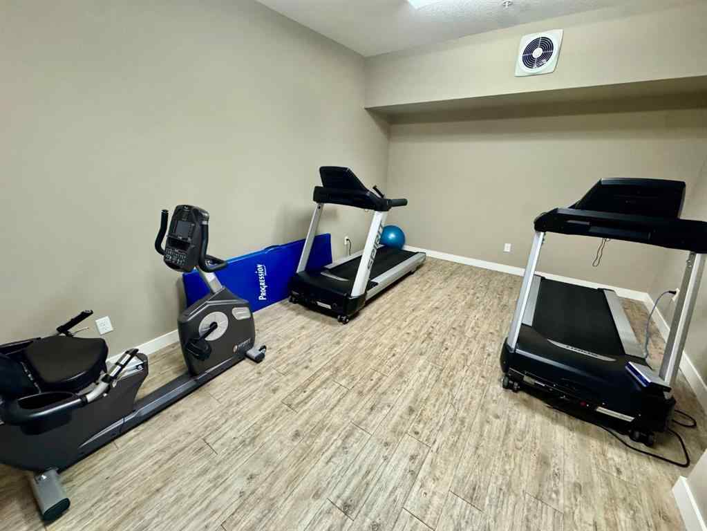 MLS® A2255920 - Unit #306 173 Fairmont Boulevard S in Fairmont Lethbridge, Residential