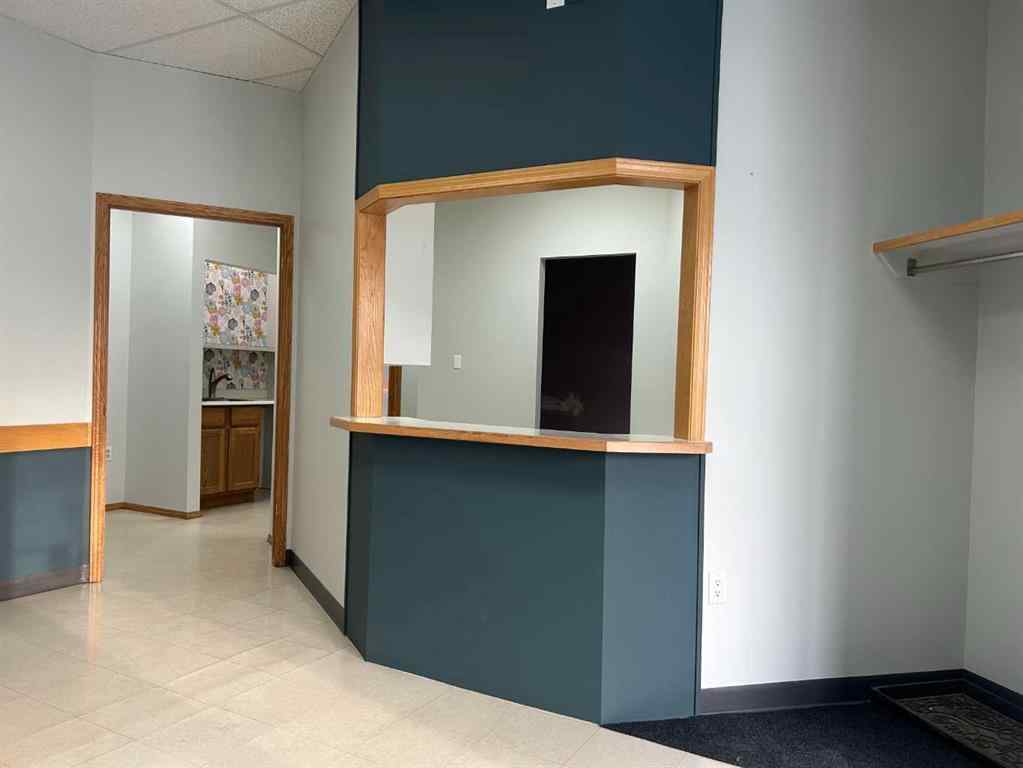 MLS® A2255921 - Unit #103A 1501 Dunmore Road SE in Southview-Park Meadows Medicine Hat, Commercial